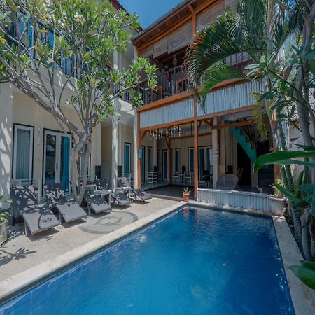 גילי טרוונגן Gili White Bamboo Resort מראה חיצוני תמונה