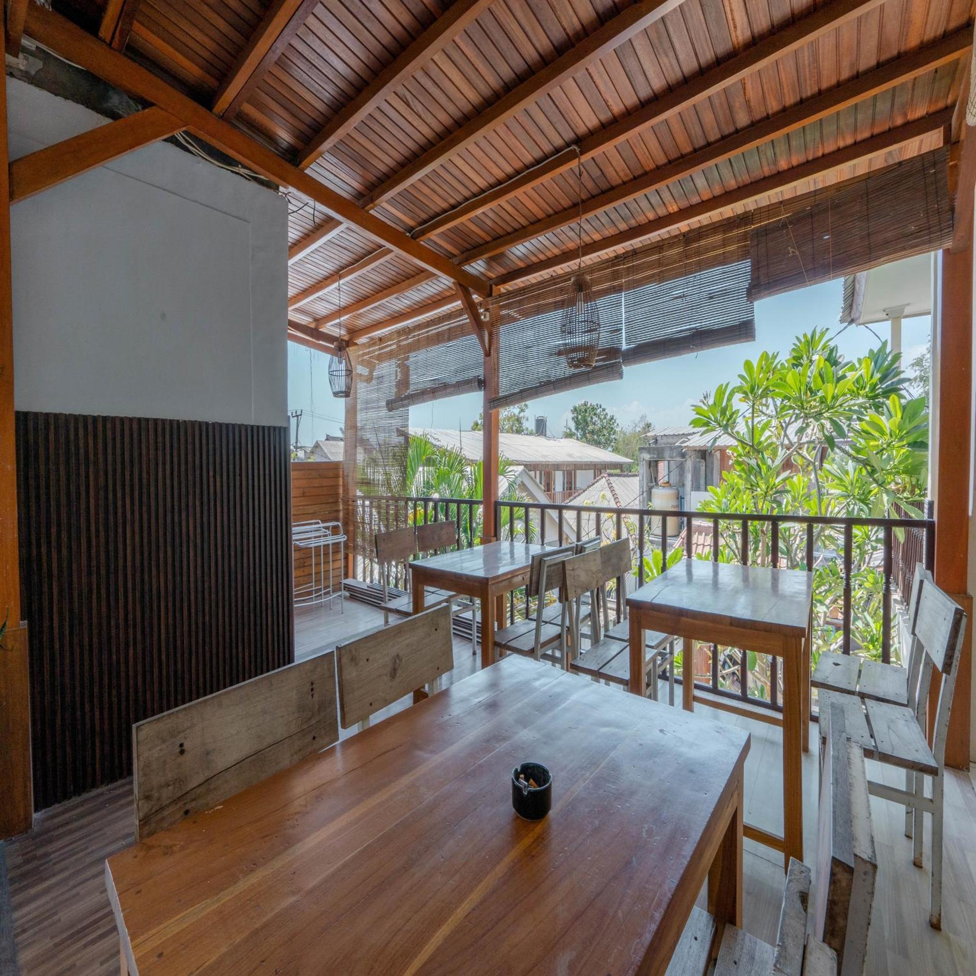 גילי טרוונגן Gili White Bamboo Resort מראה חיצוני תמונה